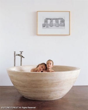 Stone Forest | Round Stone Bathtub