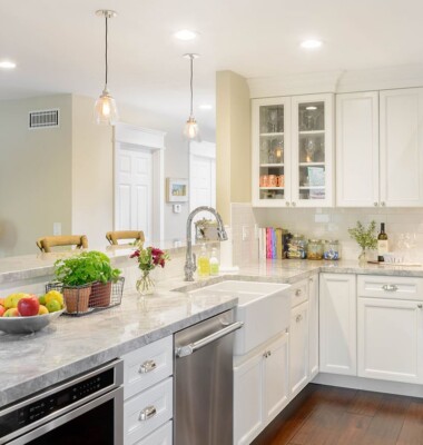 Custom Kitchen Designs & Renovations
