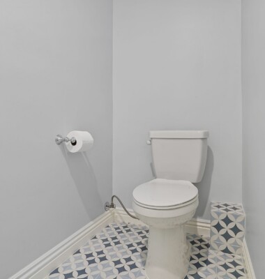 modern toilet seat fittings